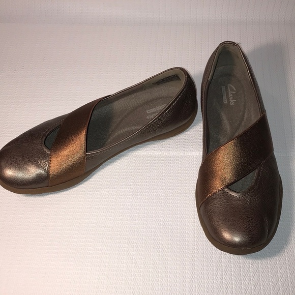 clarks metallic shoes